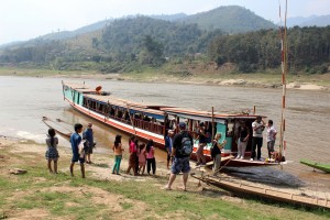 arriving by slow boat at Pakbeng for the night